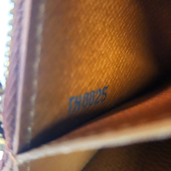 Authentic 2005 Louis Vuitton MonogramPortefeuille Accordion Long Wallet/… - Picture 13 of 15